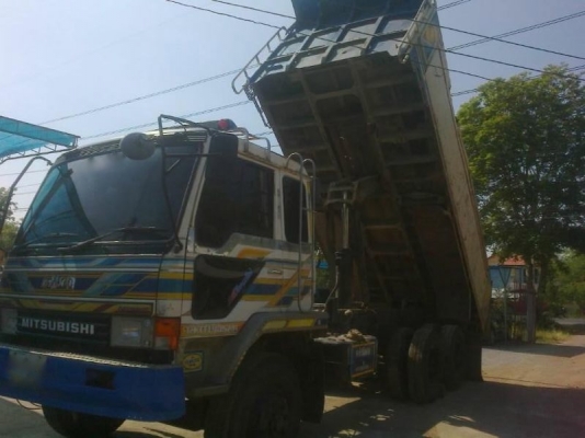 รถมิตซู 10 ล้อดั๊ม เทอร์โบ 220 แรงม้า ซีเรี้ยน 6000 กว่า  สนใจติดต่อ 081 - 6079515