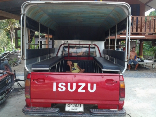 JOECLASSIC..หลุดจองขอขายใหม่จองแล้วไม่มาเอา.ขายกะบะใช้งานพร้อมลุยงานหนักได้เลยเครื่องแน่นไม่หลวม ช่วงล่างดี มีแอร์แอร์เย็นคัทซีไม่ผุสวย ภาษี พรบ 57พร้อมใช้ขับทางไกลสบาย..