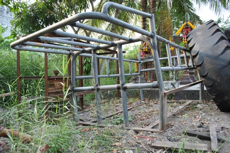 คอกเหล็ก หรือ รั้วเหล็ก ขายถูกๆ คอกเหล็ก หรือ รั้วเหล็ก ขายถูกๆ