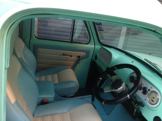 ขาย dodge van สีเขียวน้ำทะเล ขาย dodge van สีเขียวน้ำทะเล