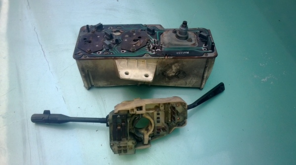 ขาย เรือนไมล์ และสวิตท์คอพวงมาลัย DATSUN 120 Y ขาย เรือนไมล์ และสวิตท์คอพวงมาลัย DATSUN 120 Y