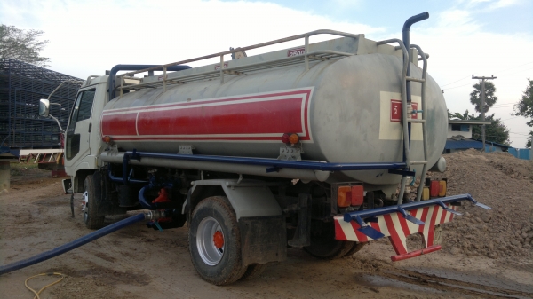 ขายรถน้ำ6 ล้อ 7500ลิตร HINO ปี37  ใช้ปั้มปั่นสเปร์ดูด-ฉีดในตัว