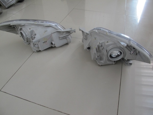 ขายไฟหน้า นิววีออสโคมดำ ปี 2013 ของแท้ถอดสาภสวยๆ