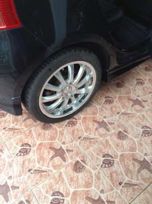ขาย toyota yaris 2006-2007 รถบ้านด่วน