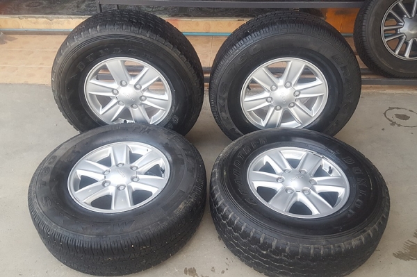 ขายล้อISUZU All New16 ยาง265/70/16   4 ล้อ