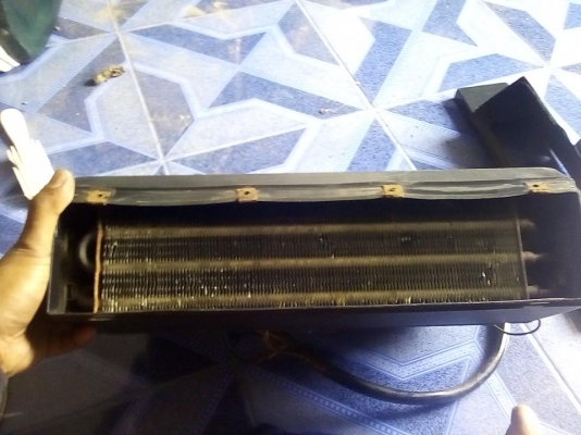 ขายตู้แอร์สวยๆสภาพดี1800สนใจ0966859554