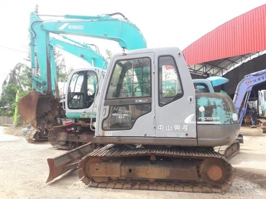 มาใหม่จ้า...KOBELCO SK60-3 มาร์คไฟว์  ซุปเปอร์  เก่านอกแท้...เดิมๆๆ  3,XXX  ชั่วโมง ..เครื่องปั๊มดี  พร้อมใช้..โทร  089-3818694  จ๊อย..