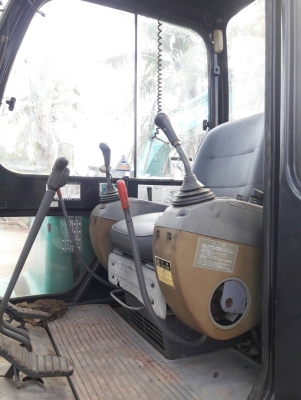 ขายจ้า...KOBELCO SK045  เก่านอกแท้...เดิมๆๆ  เครื่งปั๊มดี...ไฟฟ้าครบ...ลองระบบกันได้ทุกวัน..โทร  089-3818694  จ๊อย..