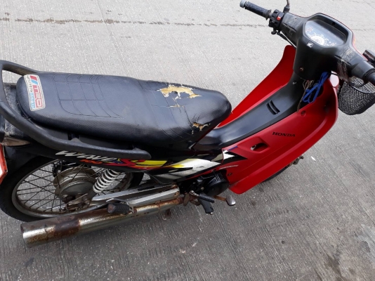 Honda wave100 ปี 47 มีเล่มอย่างเดียวภาษี 60 Honda wave100 ปี 47 มีเล่มอย่างเดียวภาษี 60