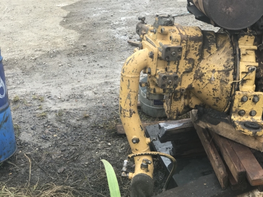 ขายปั้มท้ายเครื่อง CAT320V2 ขายปั้มท้ายเครื่อง CAT320V2