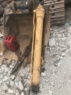 ขายกระบอก CAT320V2 ขายกระบอก CAT320V2