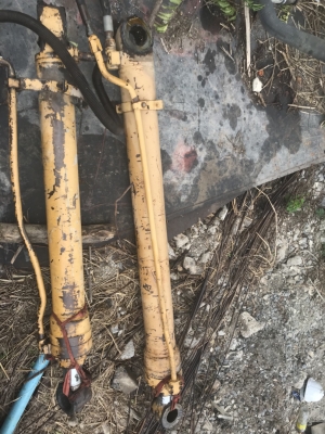 ขายกระบอก CAT320V2