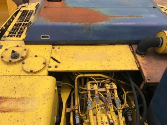 ขายรถขุด KOBELCO SK220 MARK 3 หัวแม่เหล็ก รถนอกนำเข้าเองจากญี่ปุ่น สภาพสวยพร้อมใช้ มีVDOการทำงานครับ