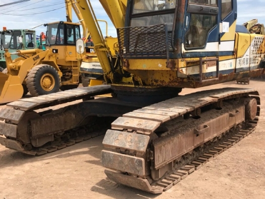 ขายรถขุด KOBELCO SK220 MARK 3 หัวแม่เหล็ก รถนอกนำเข้าเองจากญี่ปุ่น สภาพสวยพร้อมใช้ มีVDOการทำงานครับ