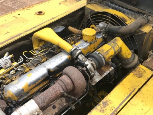 ขายรถขุด KOBELCO SK220 MARK 3 หัวแม่เหล็ก รถนอกนำเข้าเองจากญี่ปุ่น สภาพสวยพร้อมใช้ มีVDOการทำงานครับ