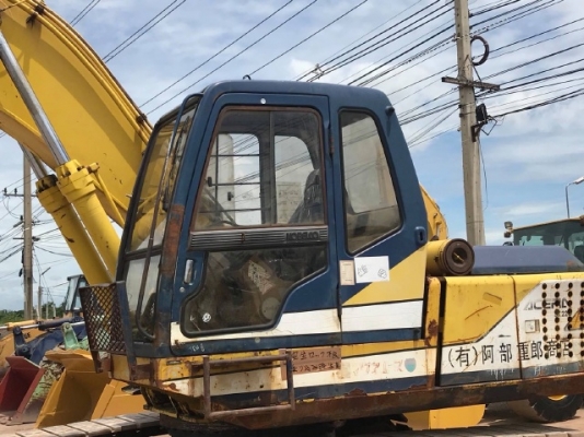 ขายรถขุด KOBELCO SK220 MARK 3 หัวแม่เหล็ก รถนอกนำเข้าเองจากญี่ปุ่น สภาพสวยพร้อมใช้ มีVDOการทำงานครับ
