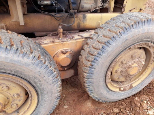 ขายรถเกรด KOMATSU GD31