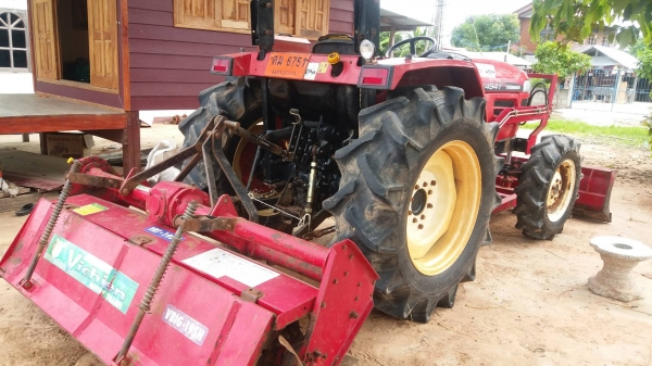 ขายรถไถยันม่าEF494Tรถบ้าน รถปี 55