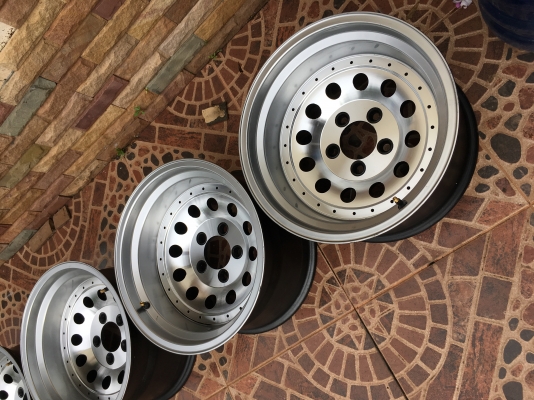 ล้อหยดน้ำ ขอบ15 กว้าง8.5 Et-27