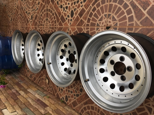 ล้อหยดน้ำ ขอบ15 กว้าง8.5 Et-27