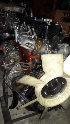 เครื่องยนต์อีซูสุ6SD1#240แรงม้าสวยเสร็จสมบูรณ์พร้อมใช้ครับ