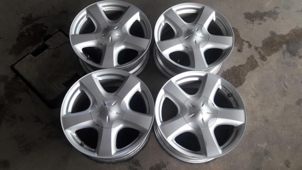 ล้ออีซูซุ 17” สี่วง 4800฿ ล้ออีซูซุ 17” สี่วง 4800฿