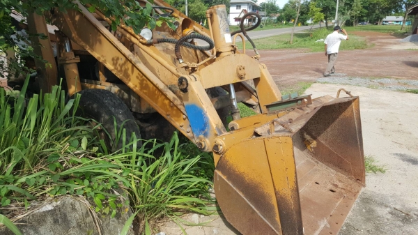 ขาย รถตัก KOMATSU SD20 เครื่องดี เกียร์ดี