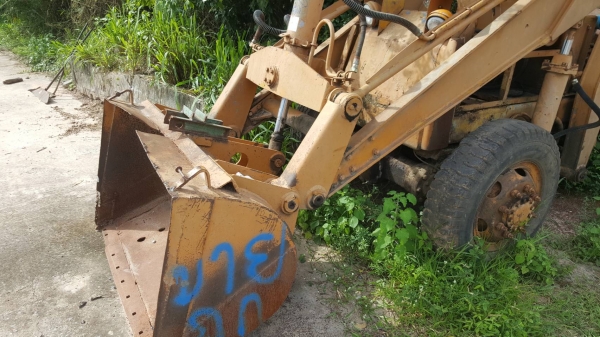 ขาย รถตัก KOMATSU SD20 เครื่องดี เกียร์ดี