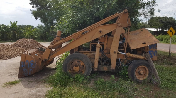 ขาย รถตัก KOMATSU SD20 เครื่องดี เกียร์ดี