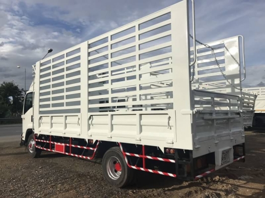 Isuzu FRR 210 แรง ปี 57 กระบะคาร์โก้ยาว 5.60 เมตร รถป้ายแดงมือเดียว เครื่อง/เกียร์เดิมดี ยาดี ทะเบีย