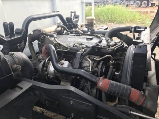 Isuzu FRR 210 แรง ปี 57 กระบะคาร์โก้ยาว 5.60 เมตร รถป้ายแดงมือเดียว เครื่อง/เกียร์เดิมดี ยาดี ทะเบีย