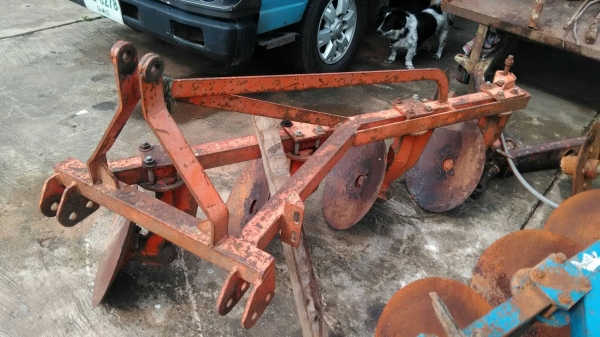 ผานบุกเบิก4ใบสภาพสวยพร้อมใช้งานคับเหมาะกับรถ20ถึง30แรงคับ