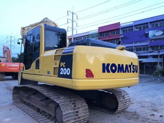 ขายรถแบคโฮ KOMATSU PC200-8MO กล้องหลัง ใช้งาน 9 พันชั่วโมง สภาพนางฟ้า