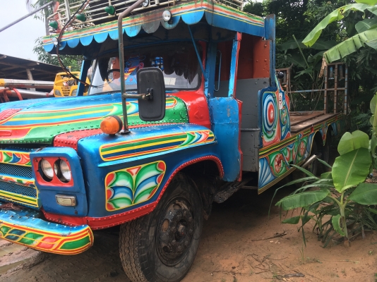 ขายแพ็คคู่รถเกี่ยวพร้อมเทเลอทะเบียนครบคู่450000บาทแยกรถเกี่ยว270000บาทเทเลอ180000บาทรถยุค้อวัง ยโสธร 0854997911