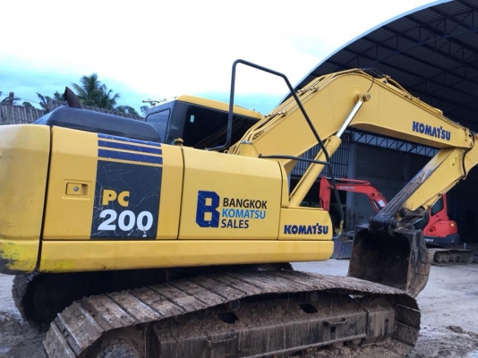ขายรถแบคโฮ KOMATSU PC200-7 ปี 2013 ซีเรียลสูง ใช้งาน 9 พันชั่วโมง สภาพเทพบุตร