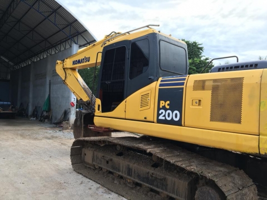 ขายรถแบคโฮ KOMATSU PC200-7 ปี 2013 ซีเรียลสูง ใช้งาน 9 พันชั่วโมง สภาพเทพบุตร