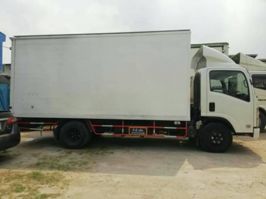 หกล้อตู้2บานIsuzu NPRปี2555