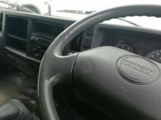 หกล้อตู้2บานIsuzu NPRปี2555