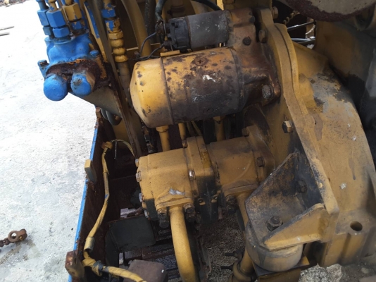 แม็คโคร PC 20 รุ่น1 ขายตามสภาพใช้งานได้ปกติ เครื่องยนต์ดีเซล 2 สูบ เปลือกหุ้นครบ  ราคา 50,000บาท