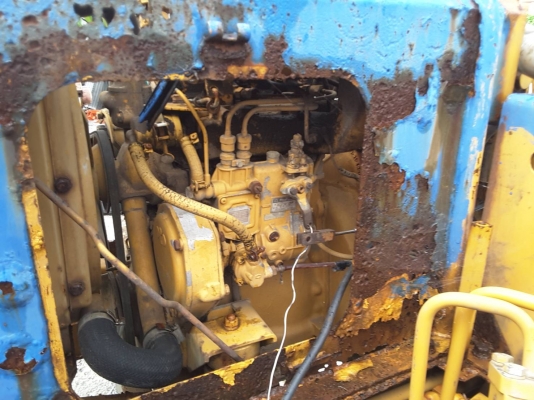 แม็คโคร PC 20 รุ่น1 ขายตามสภาพใช้งานได้ปกติ เครื่องยนต์ดีเซล 2 สูบ เปลือกหุ้นครบ  ราคา 50,000บาท