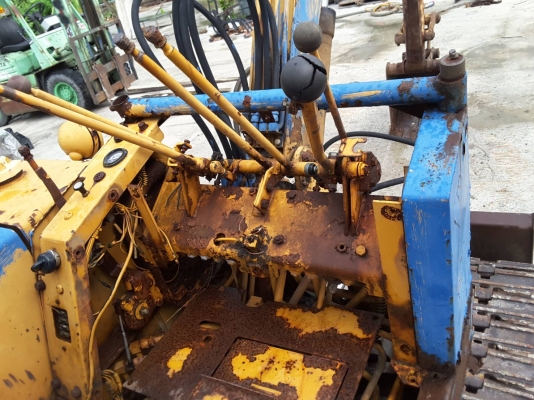 แม็คโคร PC 20 รุ่น1 ขายตามสภาพใช้งานได้ปกติ เครื่องยนต์ดีเซล 2 สูบ เปลือกหุ้นครบ  ราคา 50,000บาท