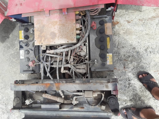 รถกระเช้าเสาสูง 4 เมตร พร้อมใช้งาน ราคา 75,000บาท