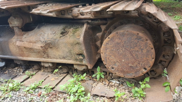 ขายเหมายกชุดตามสภาพ 5 คัน คันละ 430,000 แบคโฮ COBELCO SK200-5 4 คัน และ SK220-5 1 คัน ไม่มีปั้มไฮดรอริค 1 คัน เล่มทะเบียนครบ