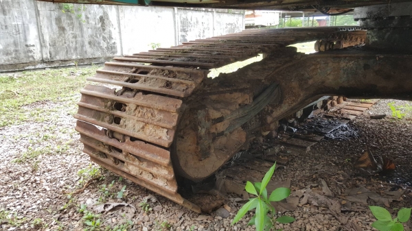 ขายเหมายกชุดตามสภาพ 5 คัน คันละ 430,000 แบคโฮ COBELCO SK200-5 4 คัน และ SK220-5 1 คัน ไม่มีปั้มไฮดรอริค 1 คัน เล่มทะเบียนครบ