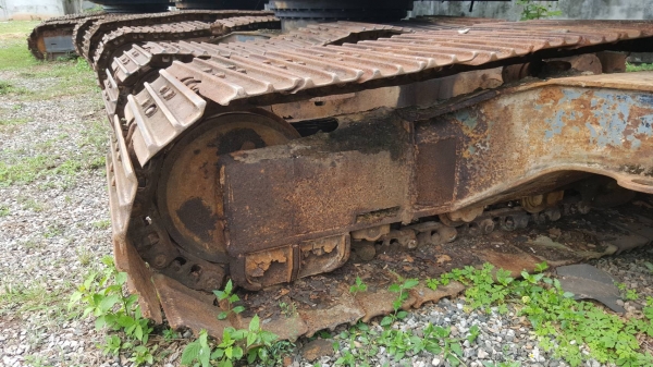 ขายเหมายกชุดตามสภาพ 5 คัน คันละ 430,000 แบคโฮ COBELCO SK200-5 4 คัน และ SK220-5 1 คัน ไม่มีปั้มไฮดรอริค 1 คัน เล่มทะเบียนครบ