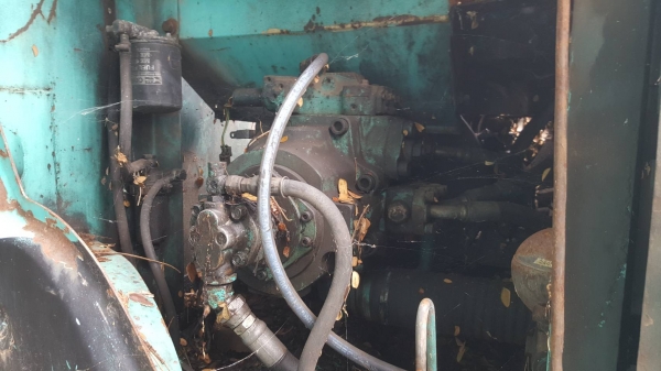 ขายเหมายกชุดตามสภาพ 5 คัน คันละ 430,000 แบคโฮ COBELCO SK200-5 4 คัน และ SK220-5 1 คัน ไม่มีปั้มไฮดรอริค 1 คัน เล่มทะเบียนครบ