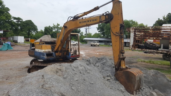 ขาย แบคโฮ KOMATSU PC120-3 เครื่อง 6BD1 ปั้มดี รถใช้งานได้ปกติ