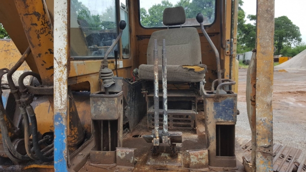 ขาย แบคโฮ KOMATSU PC120-3 เครื่อง 6BD1 ปั้มดี รถใช้งานได้ปกติ