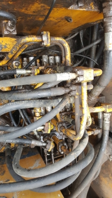 ขาย แบคโฮ KOMATSU PC120-3 เครื่อง 6BD1 ปั้มดี รถใช้งานได้ปกติ