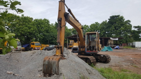 ขาย แบคโฮ KOMATSU PC120-3 เครื่อง 6BD1 ปั้มดี รถใช้งานได้ปกติ